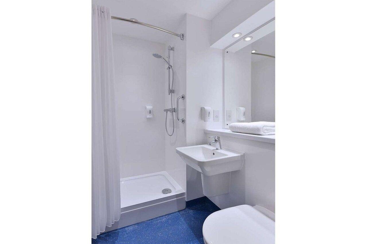 Travelodge Manchester Birch M62 Eastbound Heywood Zewnętrze zdjęcie